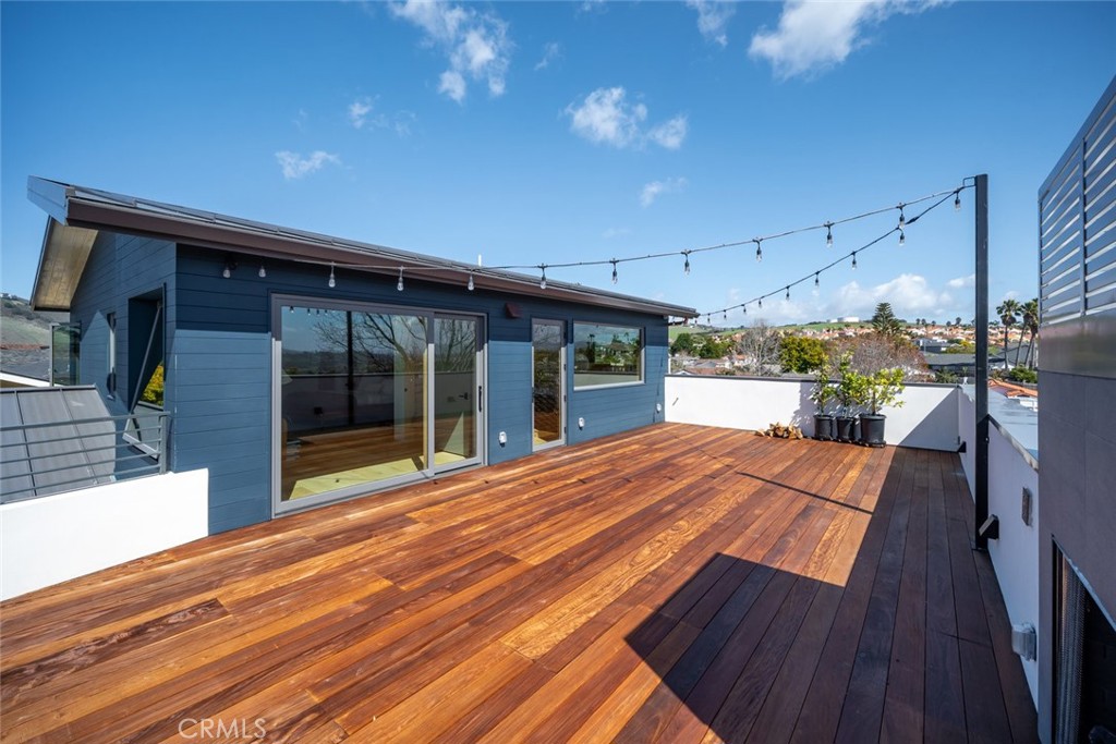 170 Surf St, Pismo Beach, CA 93449