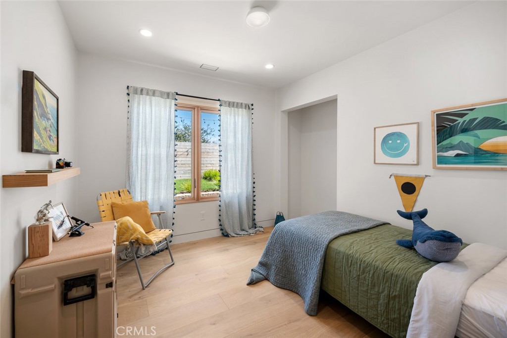 170 Surf St, Pismo Beach, CA 93449