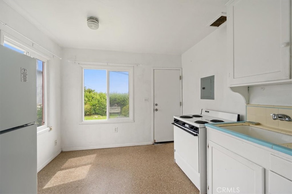 685 Kings Ave, Morro Bay, CA 93442