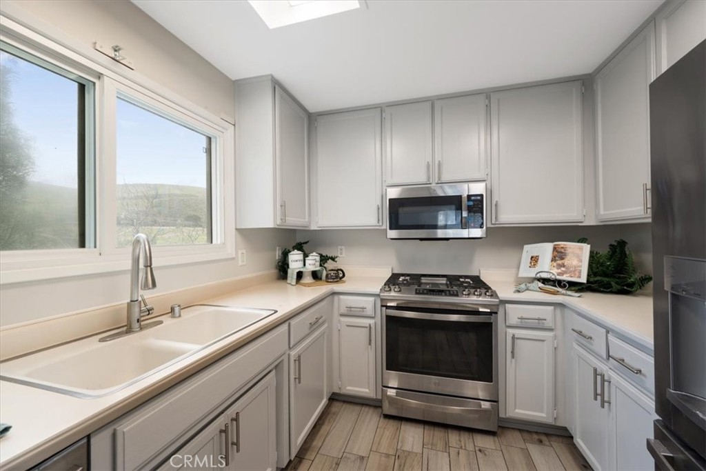 96 24th St, Cayucos, CA 93430