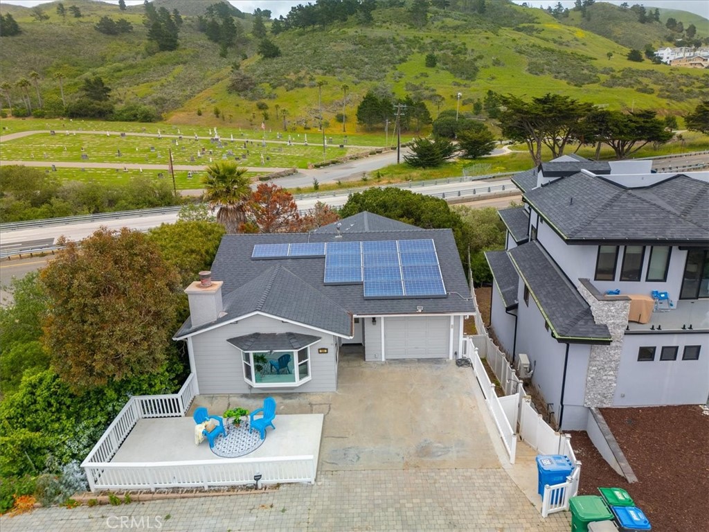96 24th St, Cayucos, CA 93430