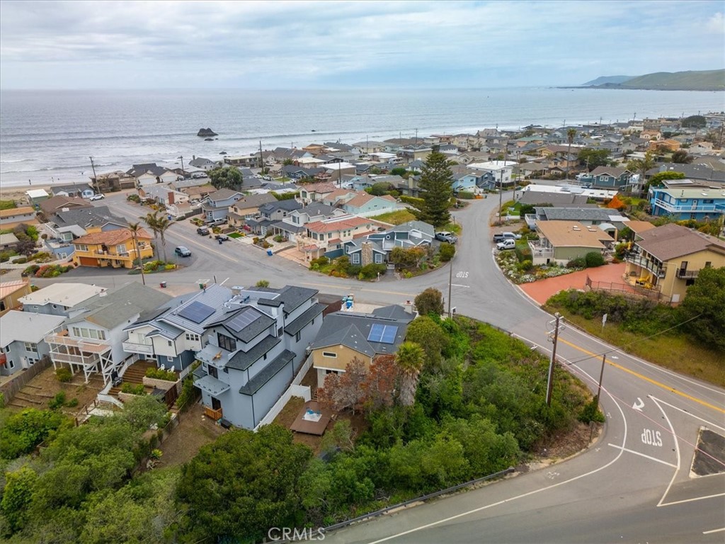 96 24th St, Cayucos, CA 93430