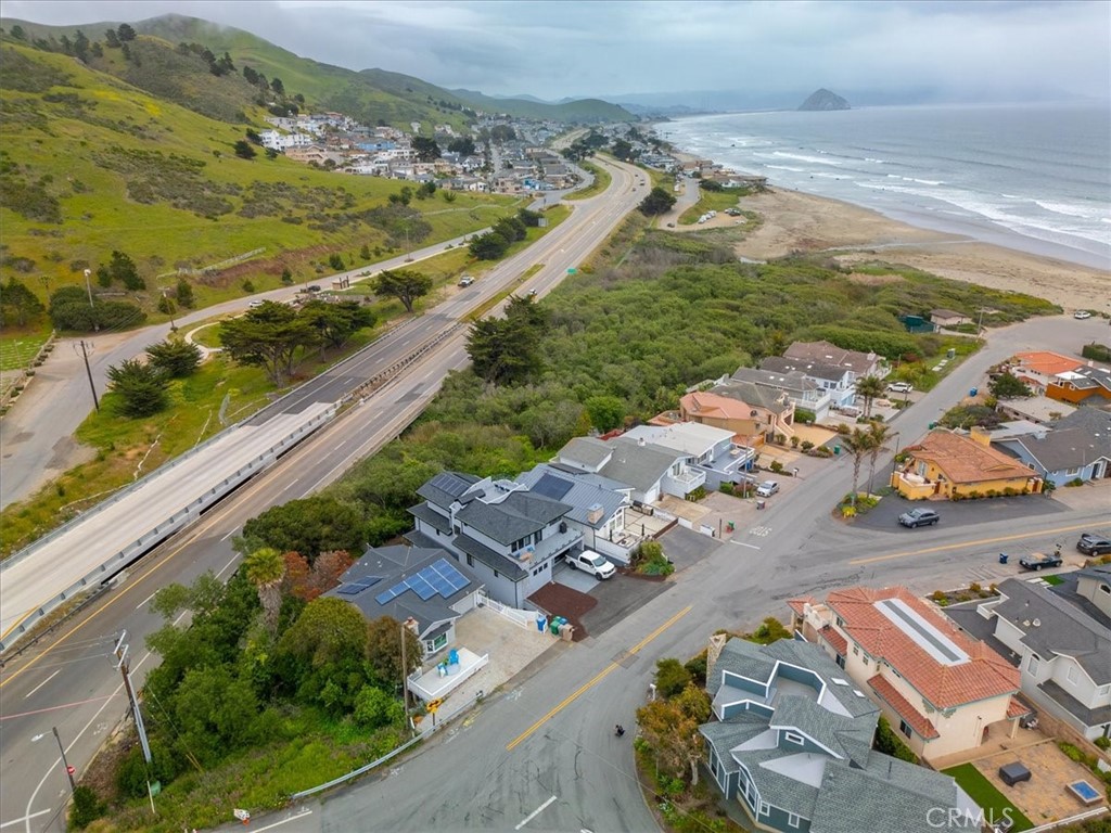 96 24th St, Cayucos, CA 93430