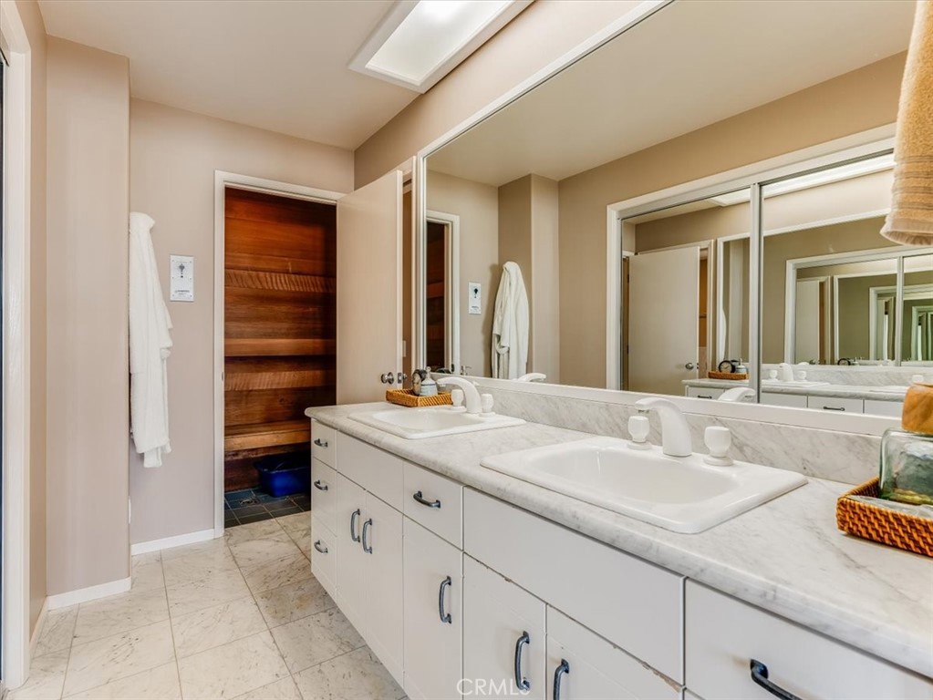 2585 Sherwood Drive, Cambria, CA 93428