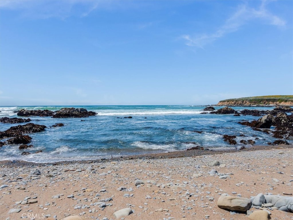 2585 Sherwood Drive, Cambria, CA 93428