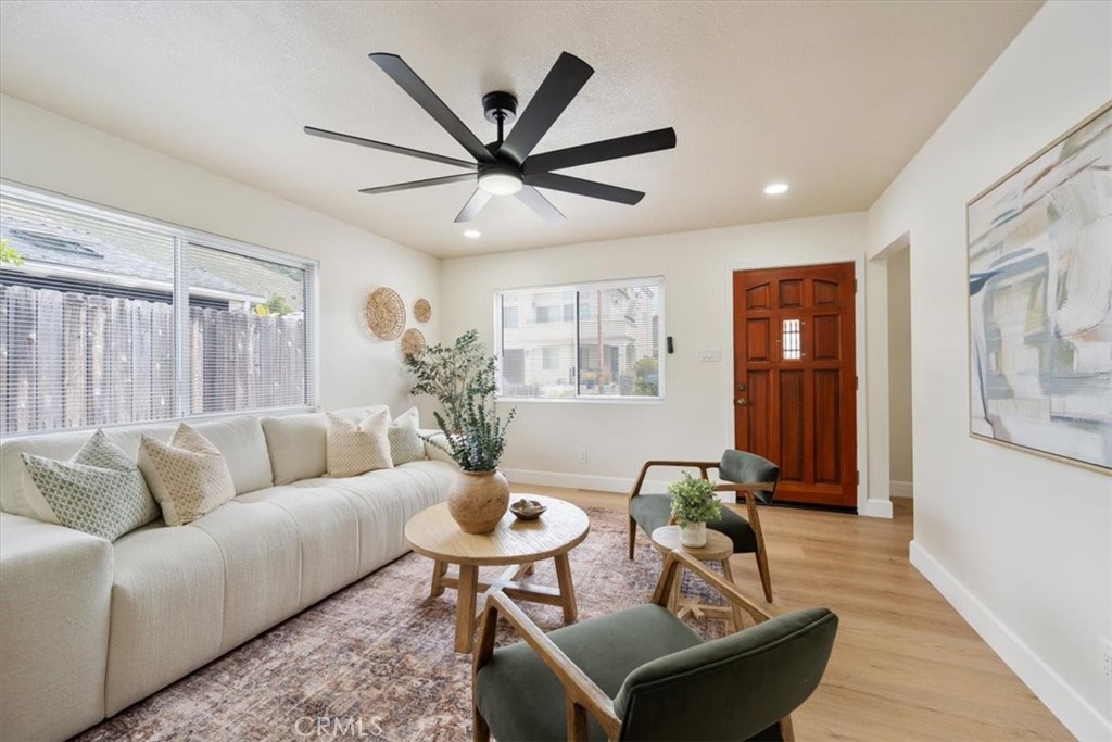 214 Placentia Ave, Pismo Beach, CA 93449