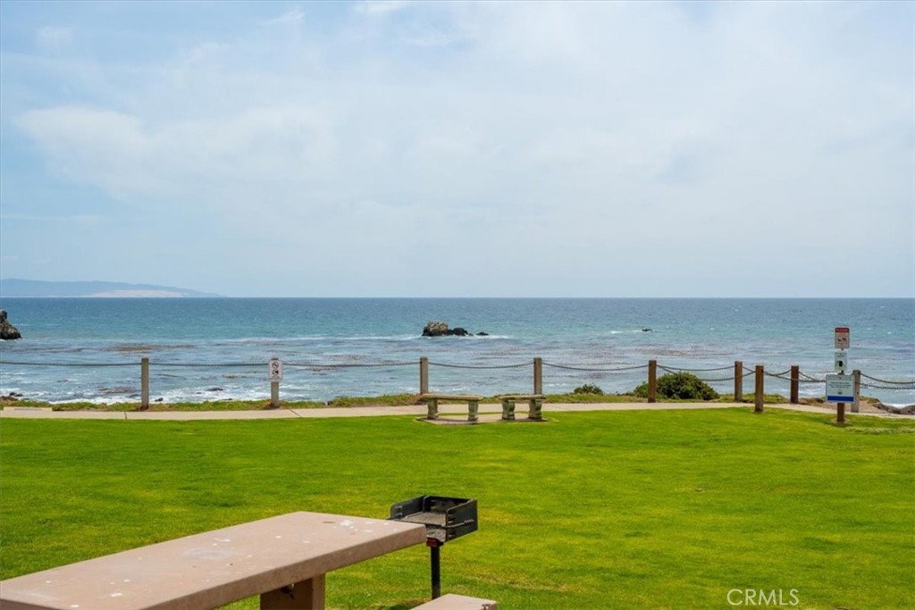 214 Placentia Ave, Pismo Beach, CA 93449