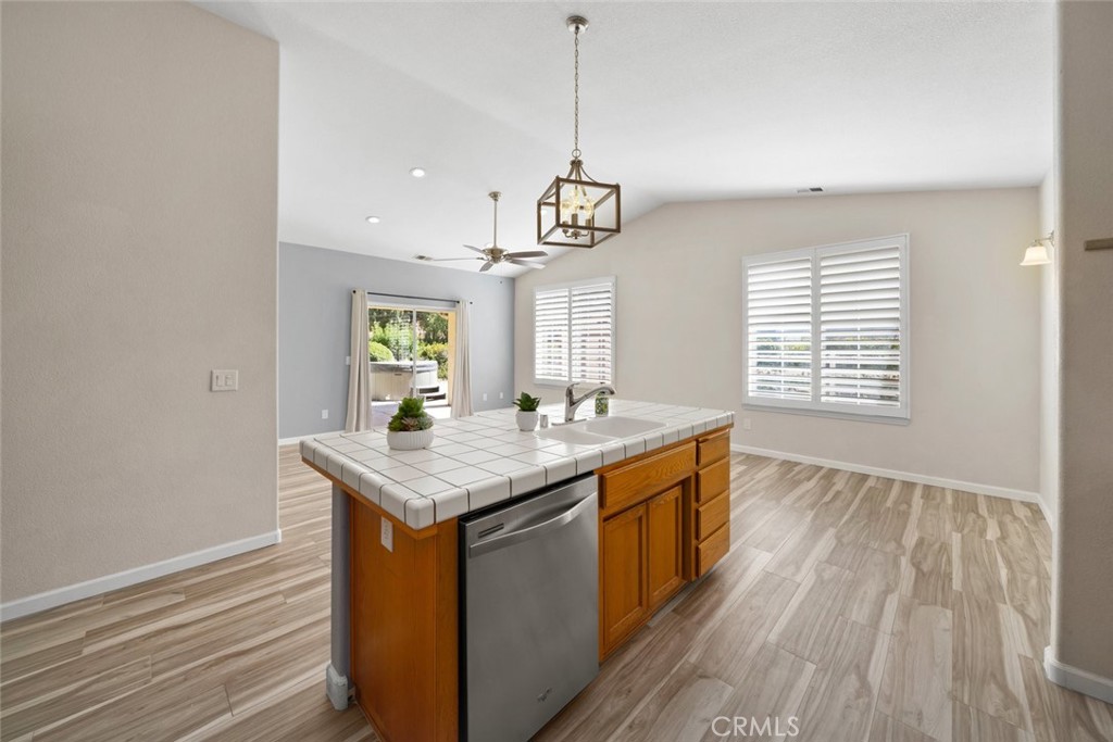 1730 Sandalwood Lane, Templeton, CA 93465