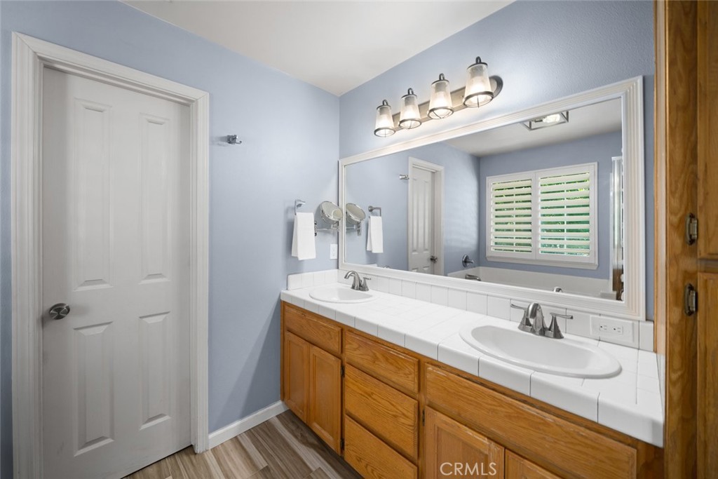 1730 Sandalwood Lane, Templeton, CA 93465