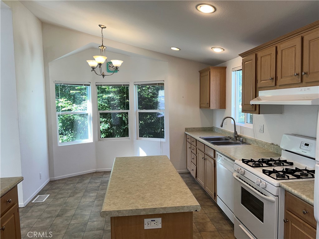 1226 Main St #14, Cambria, CA 93428