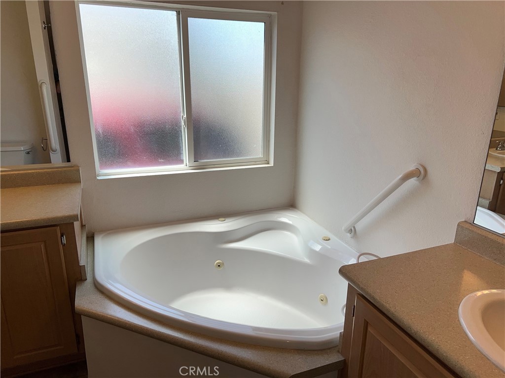 1226 Main St #14, Cambria, CA 93428