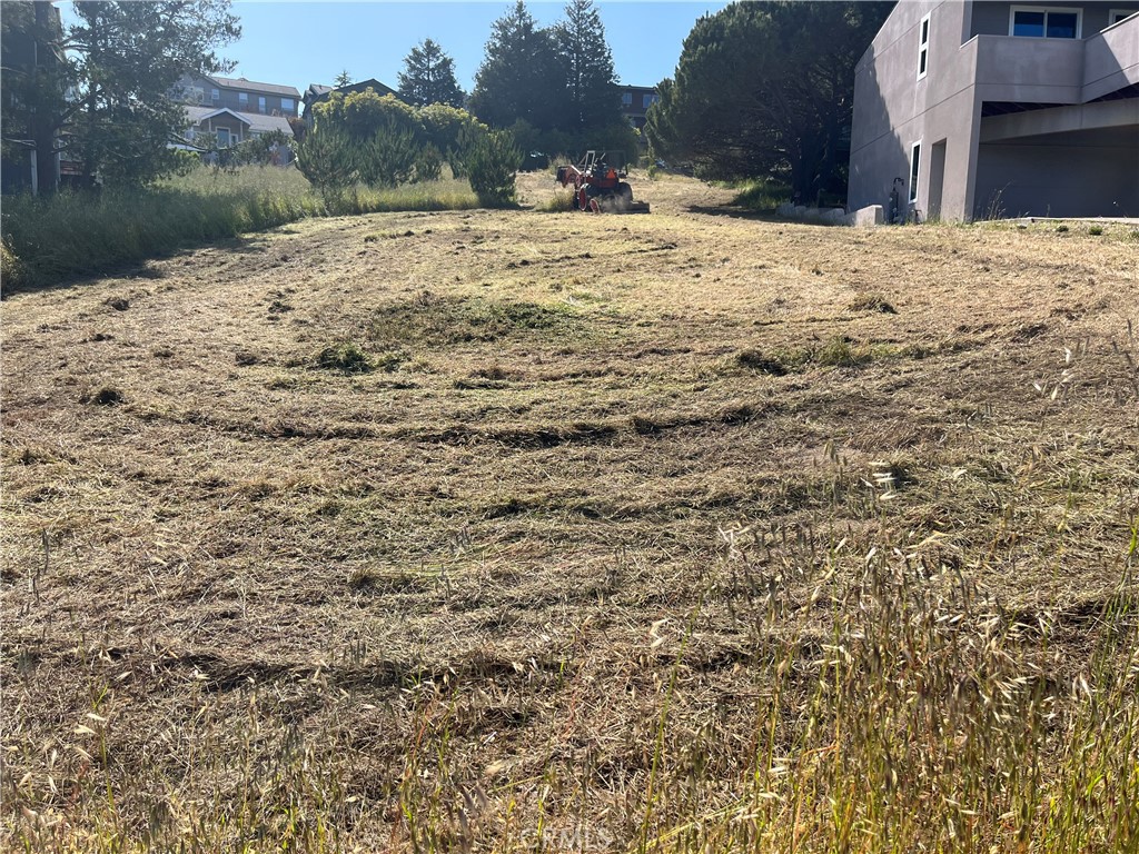 35 Spencer St, Cambria, CA 93428