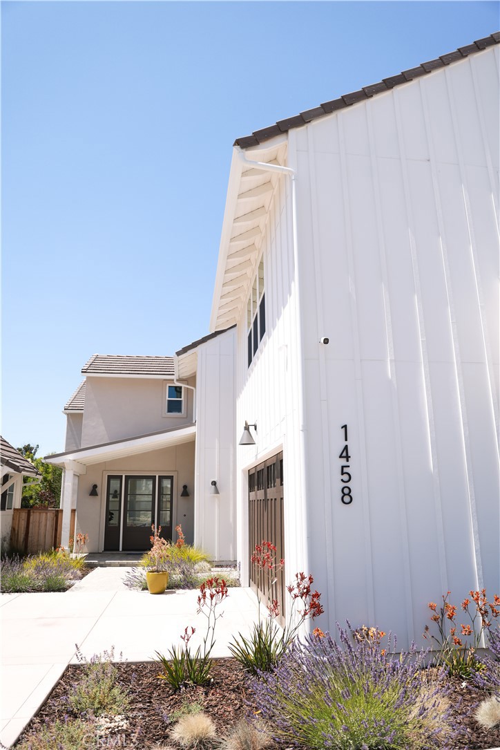 1458 Parsons Way, San Luis Obispo, CA 93401