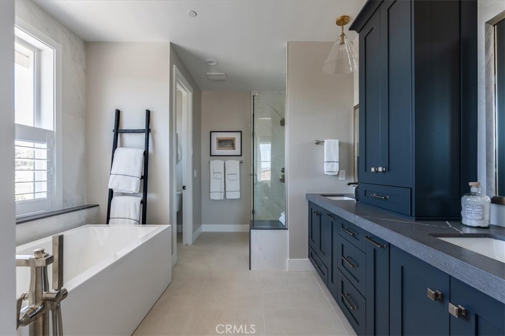 1458 Parsons Way, San Luis Obispo, CA 93401