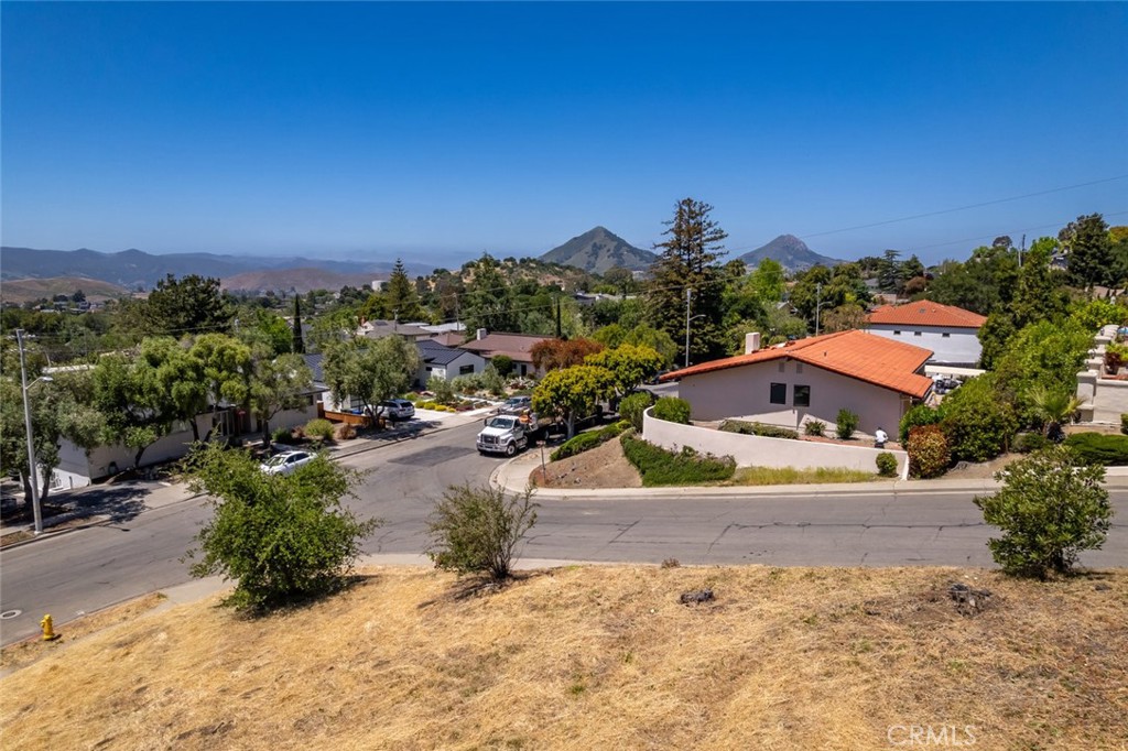 1636 Encino Ct, San Luis Obispo, CA 93401