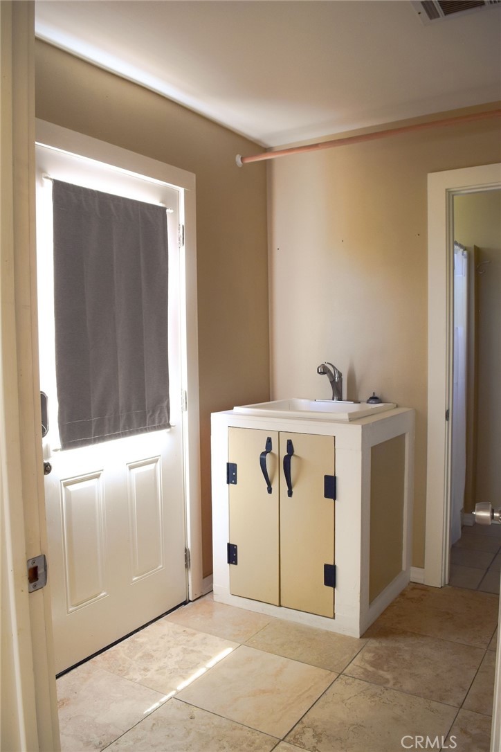 5 W 12th St, Paso Robles, CA 93446