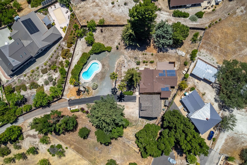 5 W 12th St, Paso Robles, CA 93446