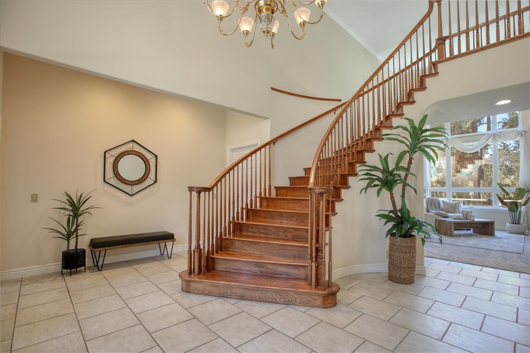 455 Chiswick Way, Cambria, CA 93428