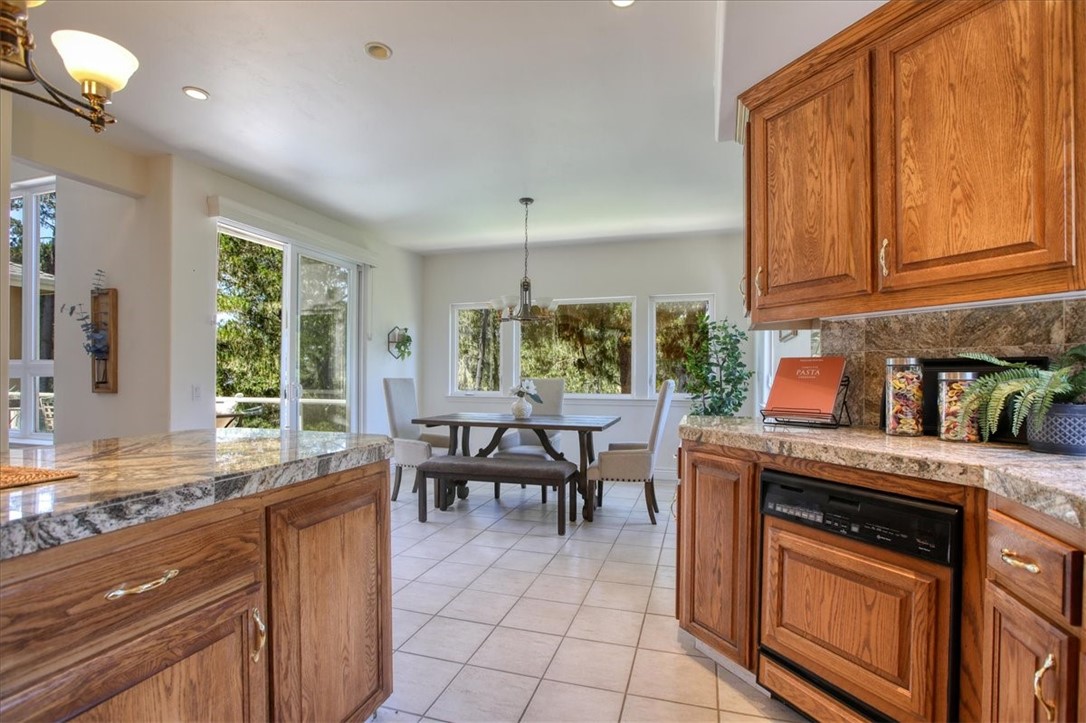 455 Chiswick Way, Cambria, CA 93428