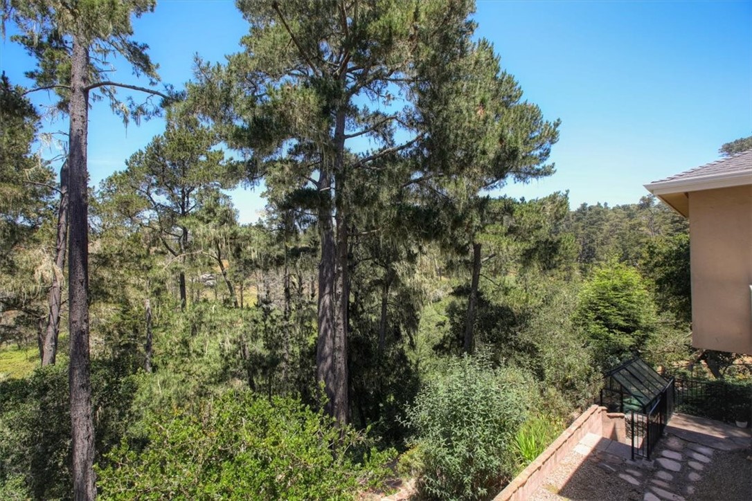 455 Chiswick Way, Cambria, CA 93428