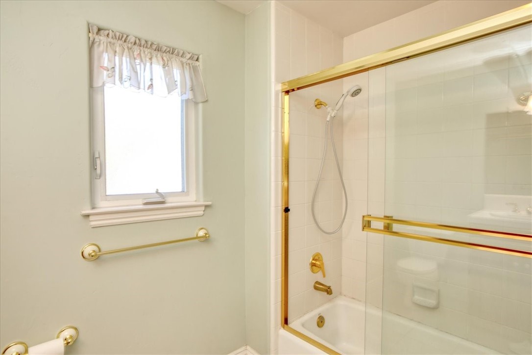 455 Chiswick Way, Cambria, CA 93428