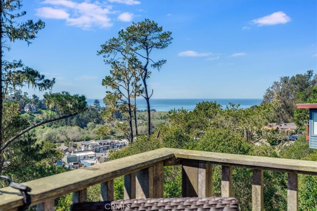 850 Suffolk Street, Cambria, CA 93428