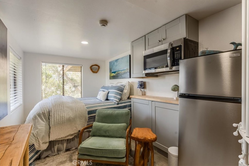 850 Suffolk Street, Cambria, CA 93428