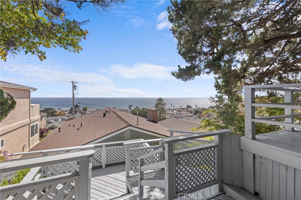 833 Park Ave, Cayucos, CA 93430