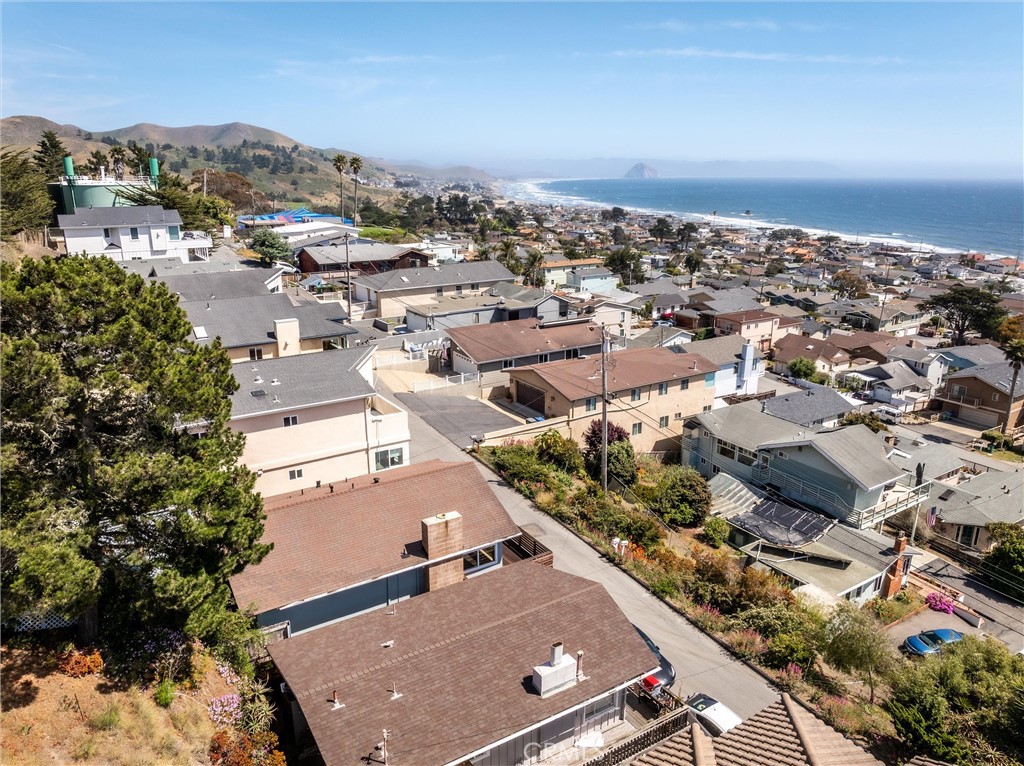 833 Park Ave, Cayucos, CA 93430