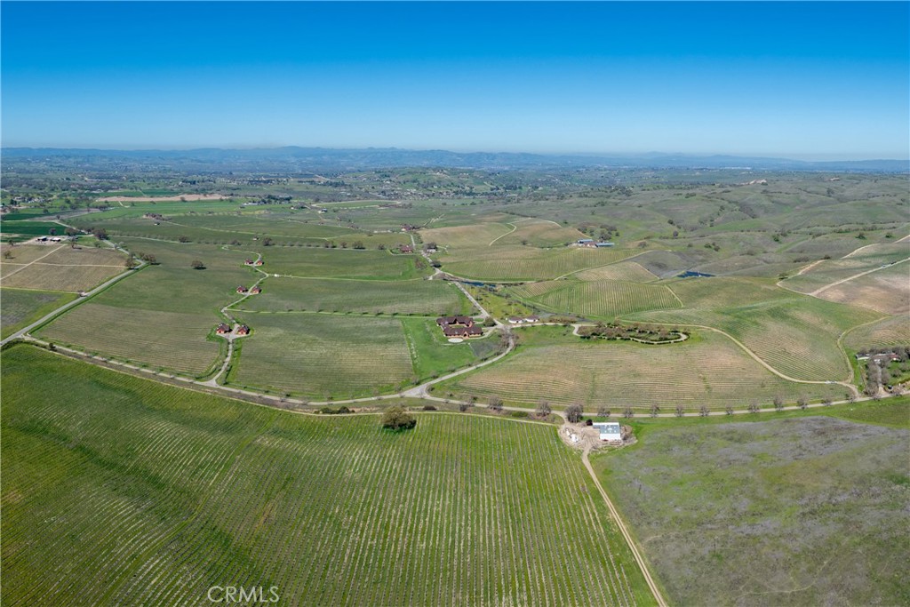 5010 Gate 4 Rd., Paso Robles, CA 93446