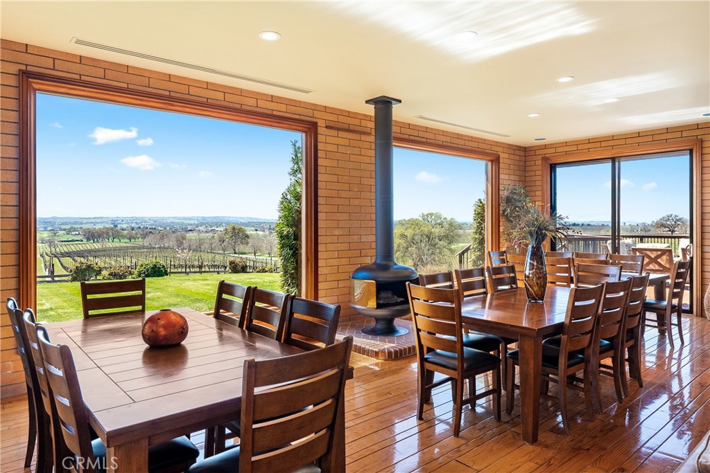 5010 Gate 4 Rd., Paso Robles, CA 93446