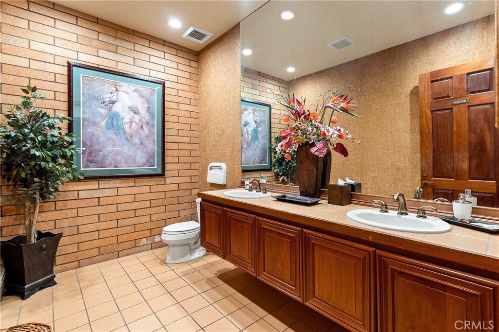 5010 Gate 4 Rd., Paso Robles, CA 93446