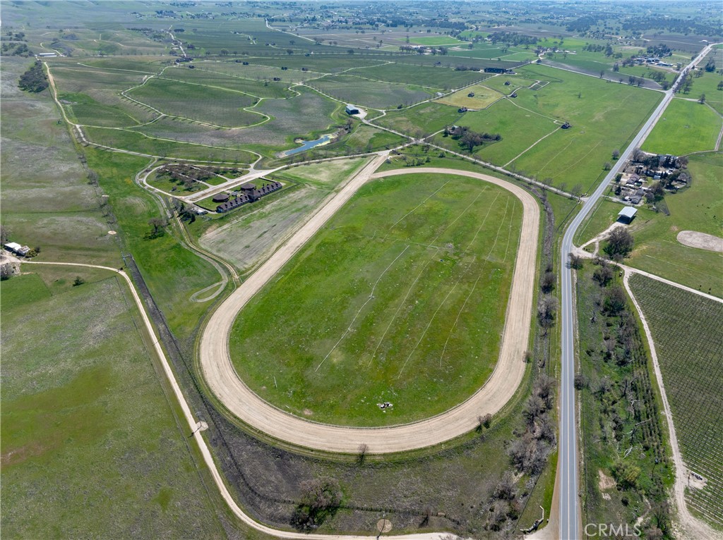 5010 Gate 4 Rd., Paso Robles, CA 93446