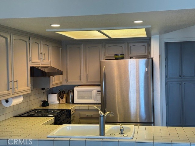 557 Lucerne St., Cayucos, CA 93430