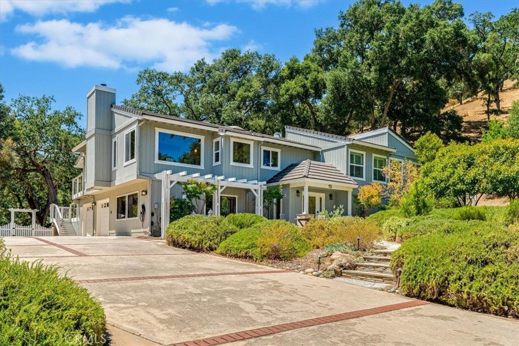 11555 Cenegal Rd, Atascadero, CA 93422