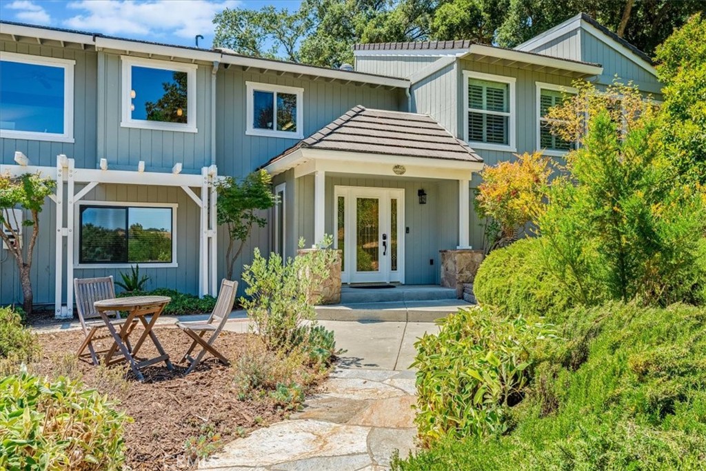 11555 Cenegal Rd, Atascadero, CA 93422