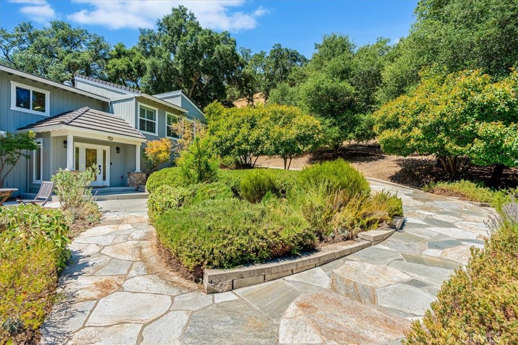 11555 Cenegal Rd, Atascadero, CA 93422