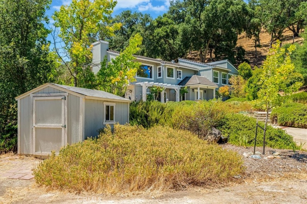 11555 Cenegal Rd, Atascadero, CA 93422