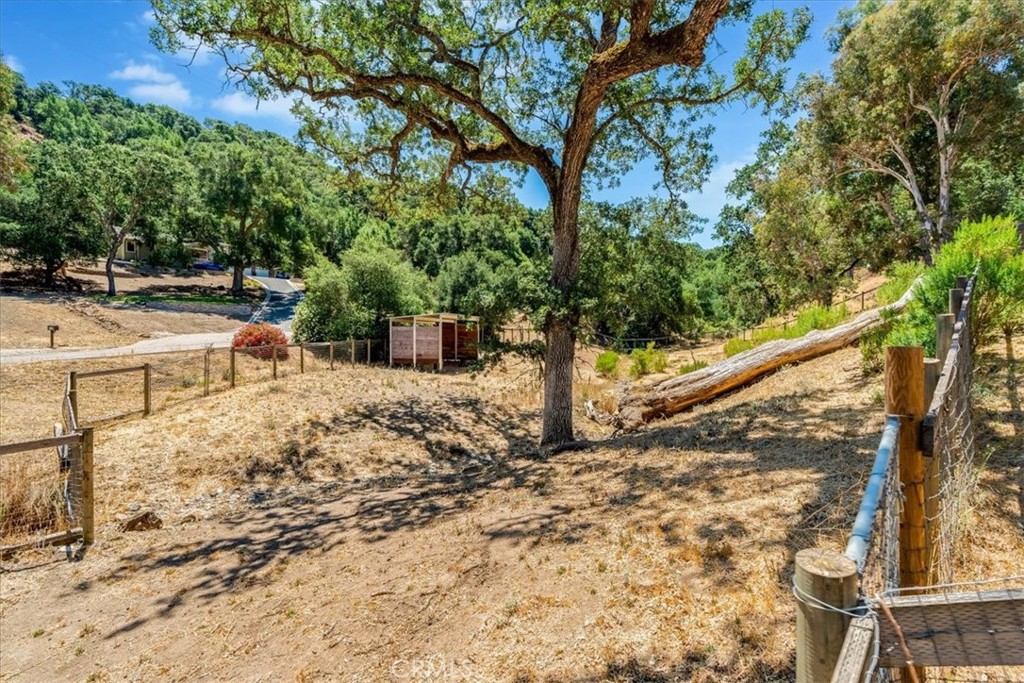 11555 Cenegal Rd, Atascadero, CA 93422