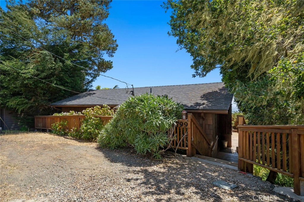 1799 Saint Thomas Ave, Cambria, CA 93428