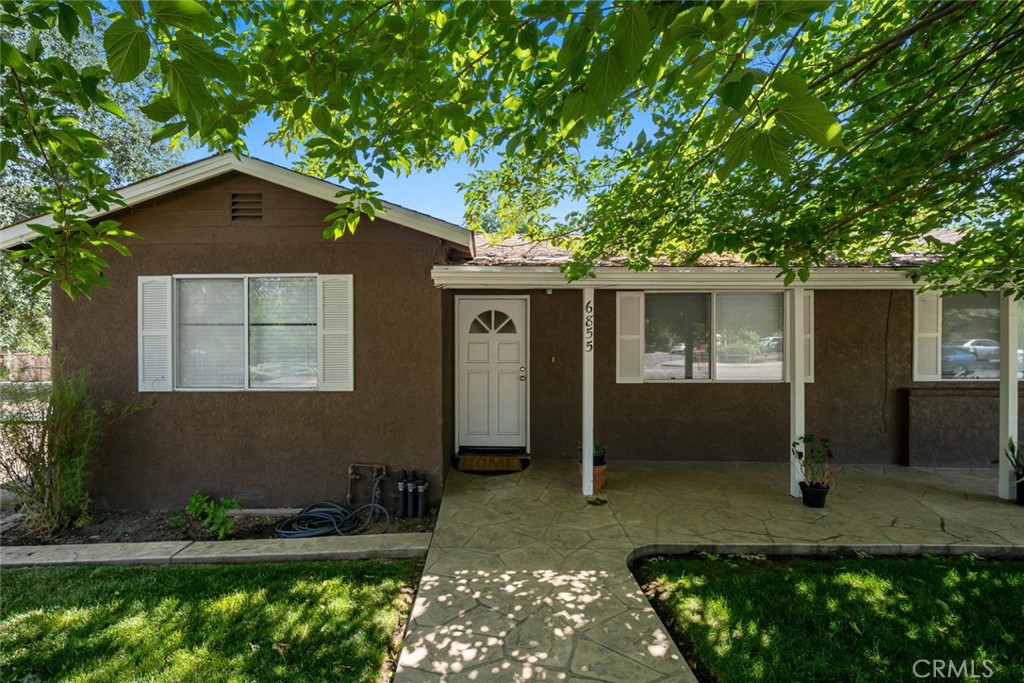 6855 Atascadero Avenue, Atascadero, CA 93422