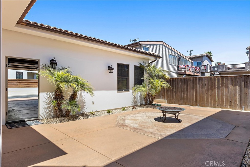 36 Ash Ave, Cayucos, CA 93430
