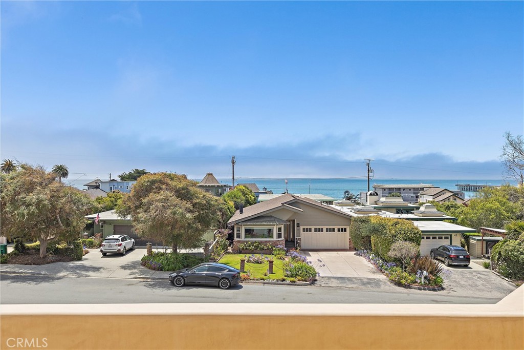 36 Ash Ave, Cayucos, CA 93430