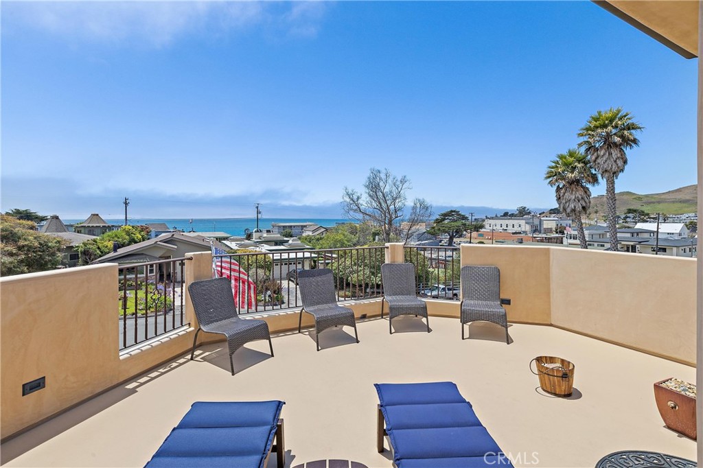 36 Ash Ave, Cayucos, CA 93430