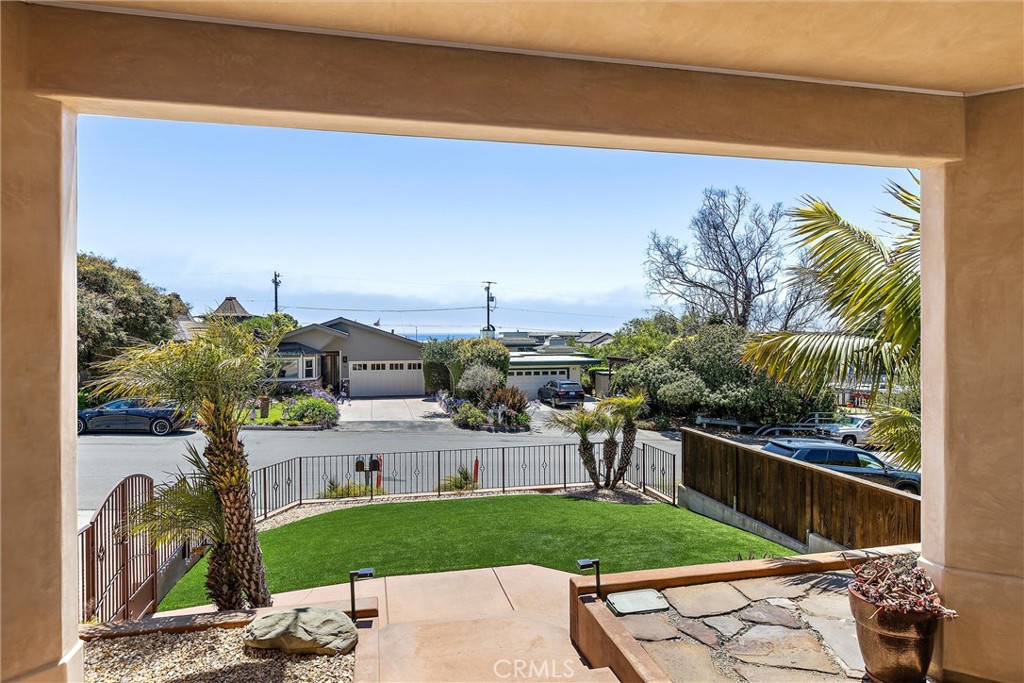 36 Ash Ave, Cayucos, CA 93430