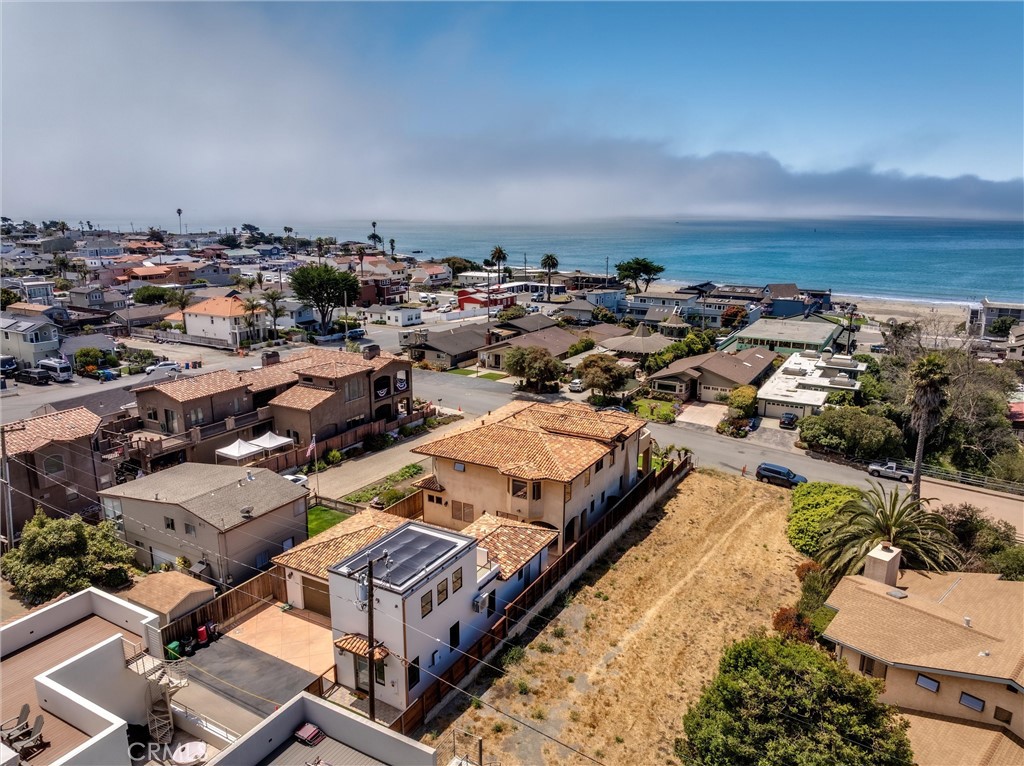 36 Ash Ave, Cayucos, CA 93430
