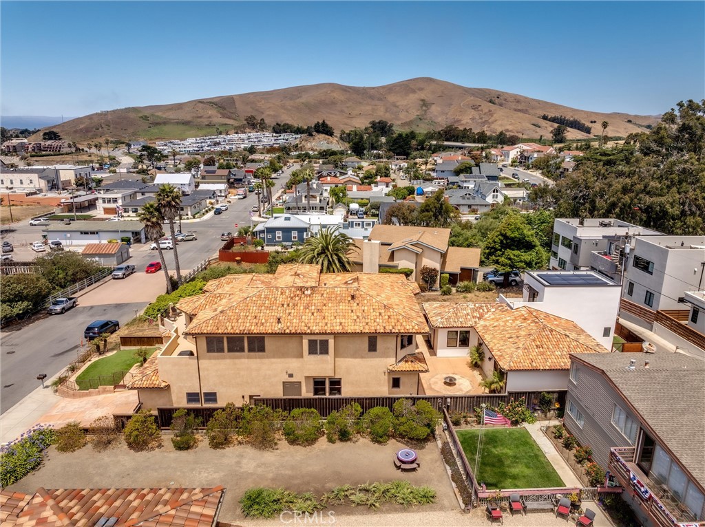 36 Ash Ave, Cayucos, CA 93430