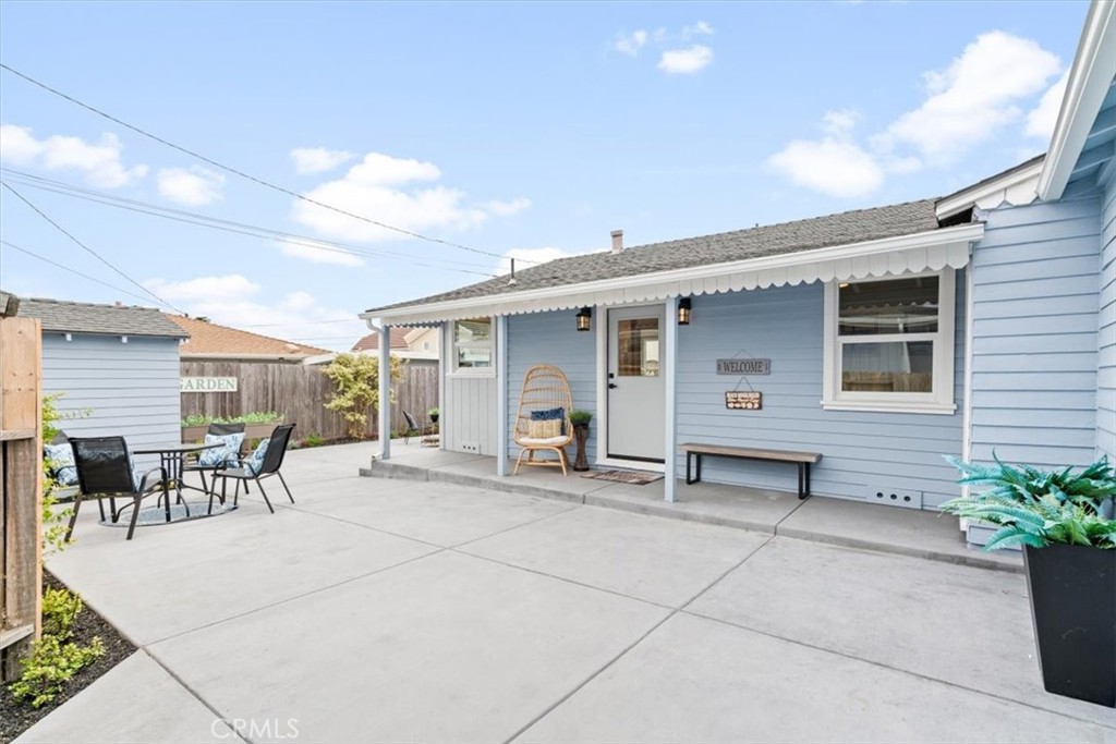31 N 3rd St, Cayucos, CA 93430