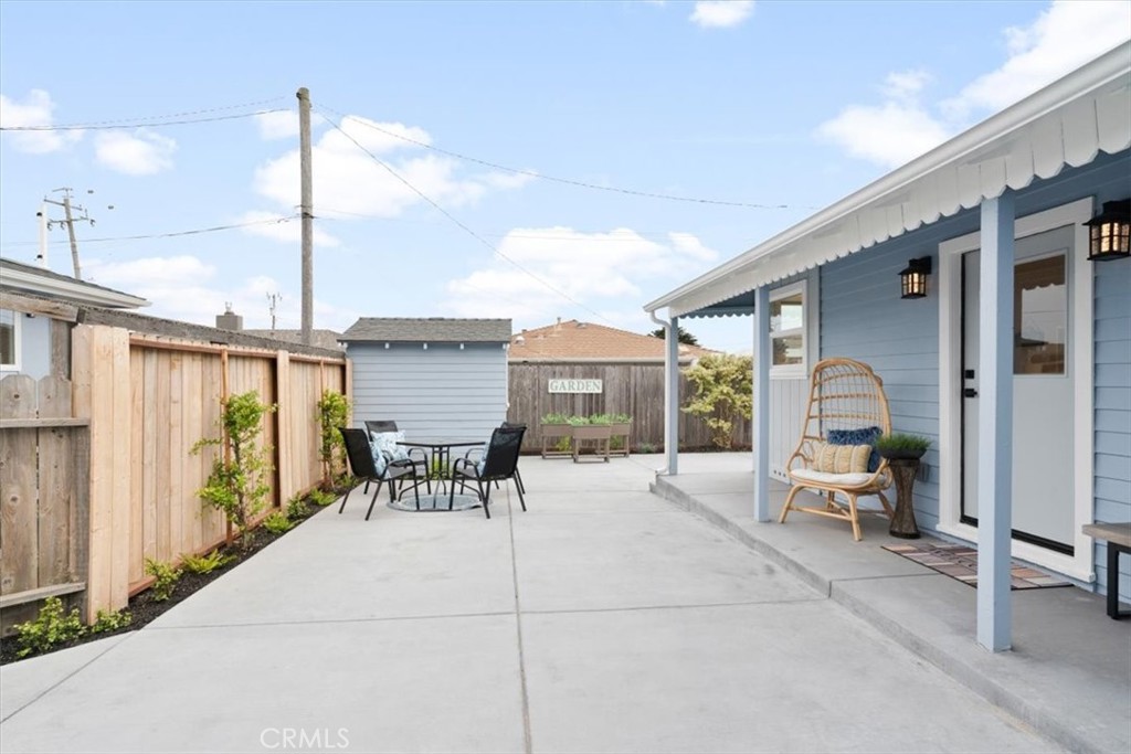 31 N 3rd St, Cayucos, CA 93430