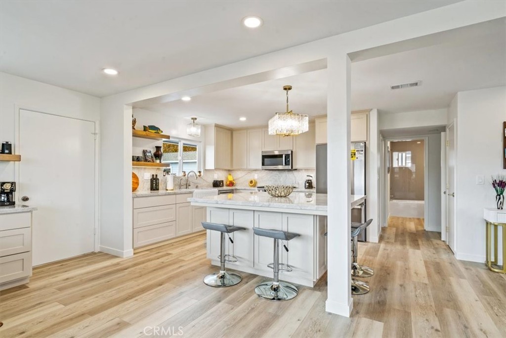 31 N 3rd St, Cayucos, CA 93430